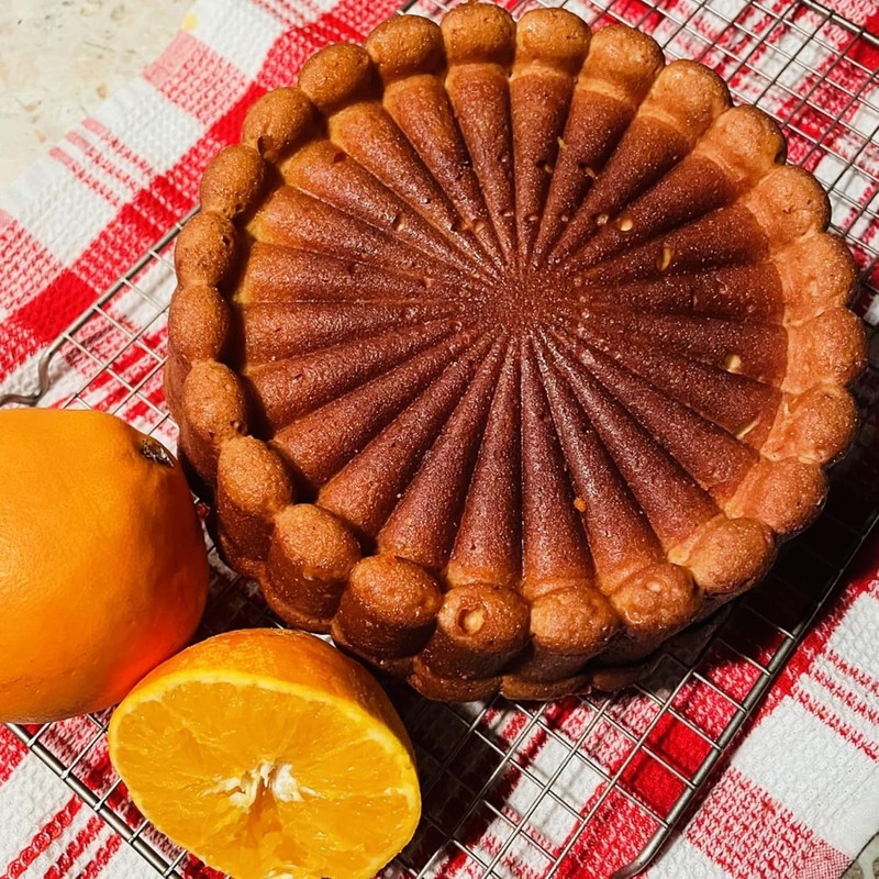 Este molde para pasteles ondulado con forma de disco es ideal para fiestas. gallery
