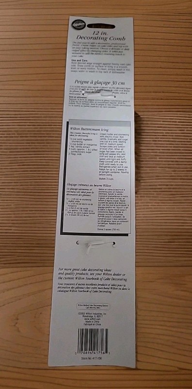 New Wilton Icing/Frosting Decorating Smoother Comb Cake 12" 417-156 gallery