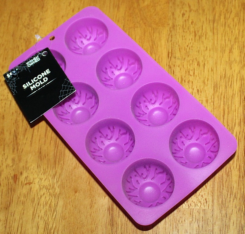 Women Owned ~ 8 CAVITY SILICONE HALLOWEEN EYEBALL CANDY TREAT MOLD #HWB-661022