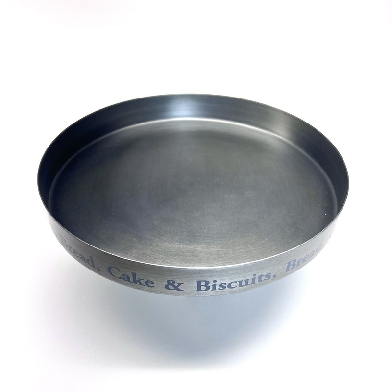 H&M Metal Cake Stand Desert Plate Serving Plate - PRE-OWNED GREAT CONDITION 10” gallery