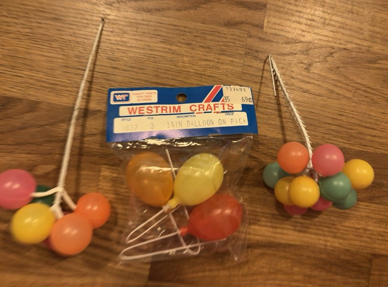 3 Vintage Groups of Plastic Balloons Vintage 1 Is NOS Cake Toppers Picks Cupcake
