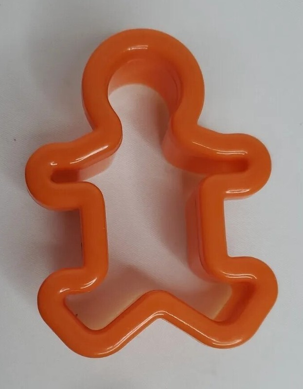 6 Retro Cookie Cutters Plastic Common Shapes 2.75" Heart Star Gingerbread Man gallery