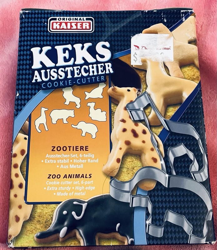 Kaiser Metal Cookie Cutter Zoo Animals Camel Elephant Giraffe Lion Bear NEW