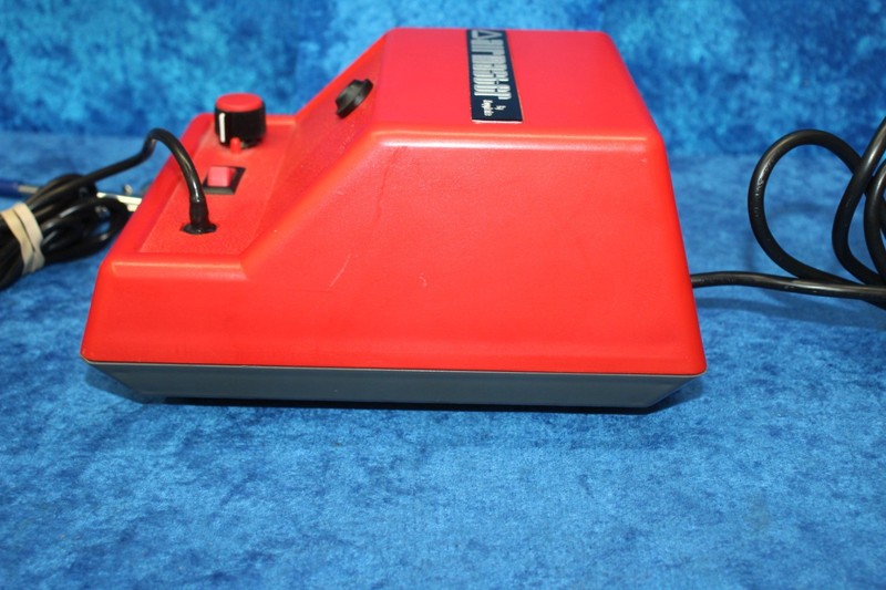 Kopykake C3000R Airmaster Airbrush Cake Decorating Set Red gallery