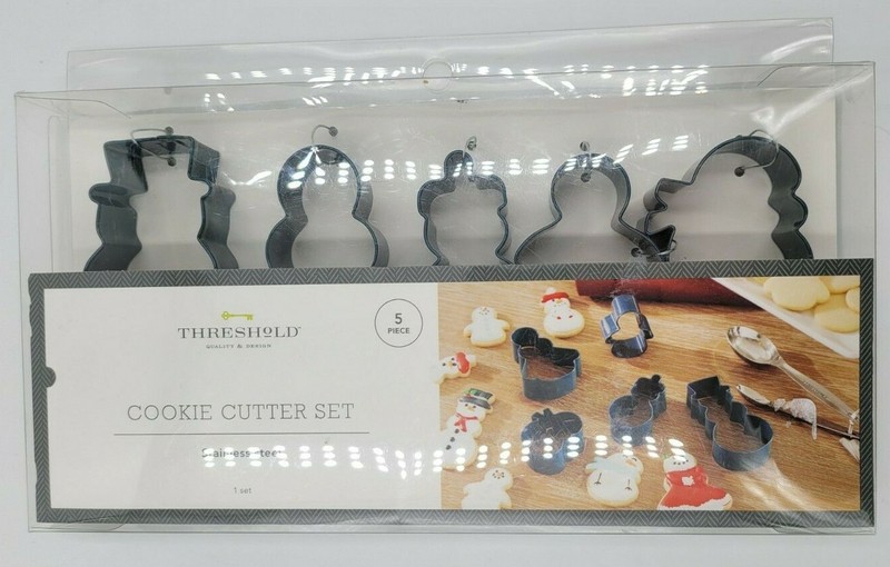 Threshold – Stainless Steel Cookie Cutter Set 5-Piece Snowman – New