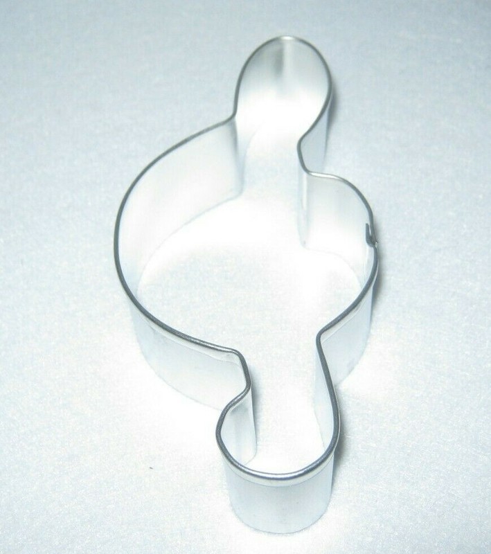 R & M int’l Corp – Metal Cookie Cutter – Clef Note – Medium Size