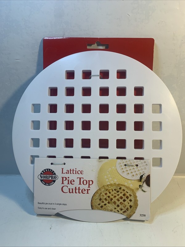 NEW Norpro Lattice Shape 9.75″ Pie Top Crust Cutter Decorative Dough Pie Topper