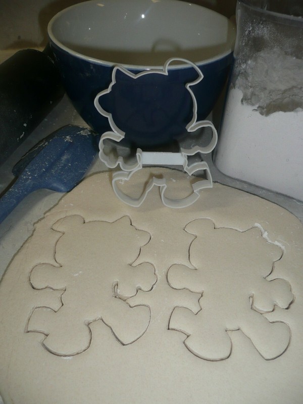BABY GIRL MUMMY MONSTER TRICK OR TREAT HALLOWEEN COOKIE CUTTER USA PR3094 gallery