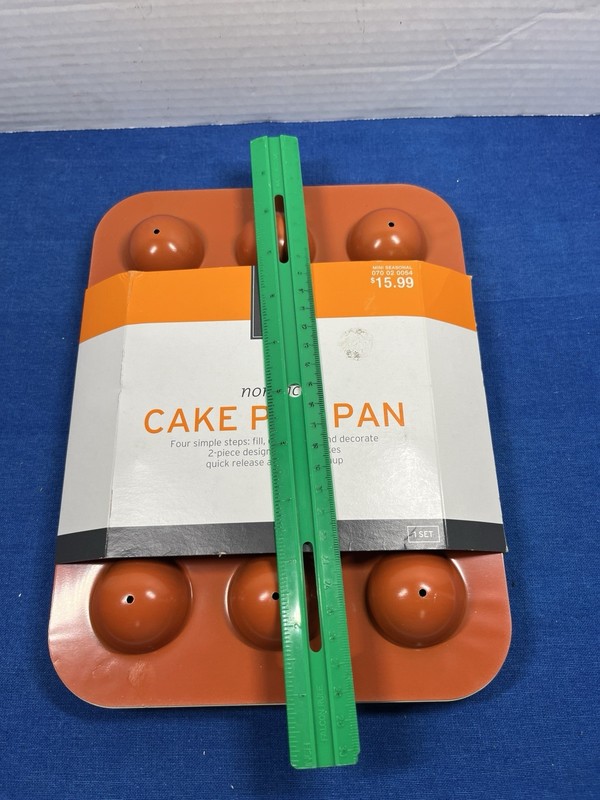 Cake Pop Pan 2 pc Set Non Stick Makes 12 Balls 1.5” Desserts Craft Soap. NEW A30 gallery
