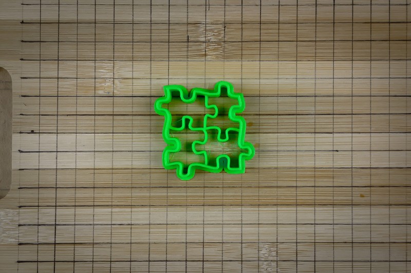 Puzzle Game - Four pieces puzzle - Jigsaw Puzzle - Cookie cutter Multi-Size gallery