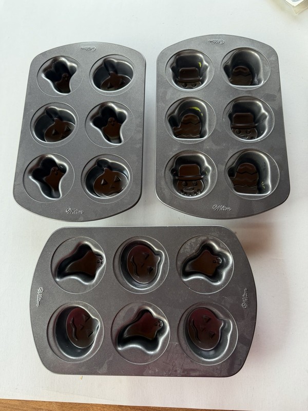3 Cooking Molds