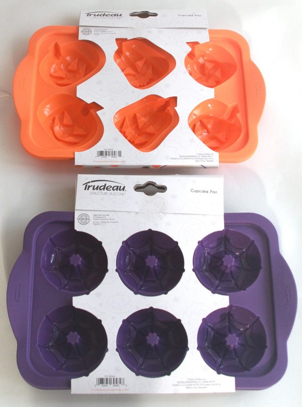 2 New Trudeau Halloween Structure Silicone Cupcake Molds Spider Webs & Pumpkins! gallery