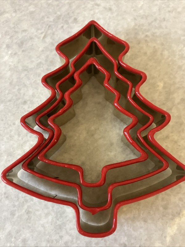 Christmas Tree Cookie Cutters Baking Kitchen Utensils Set Of 3 Festive Holidays gallery