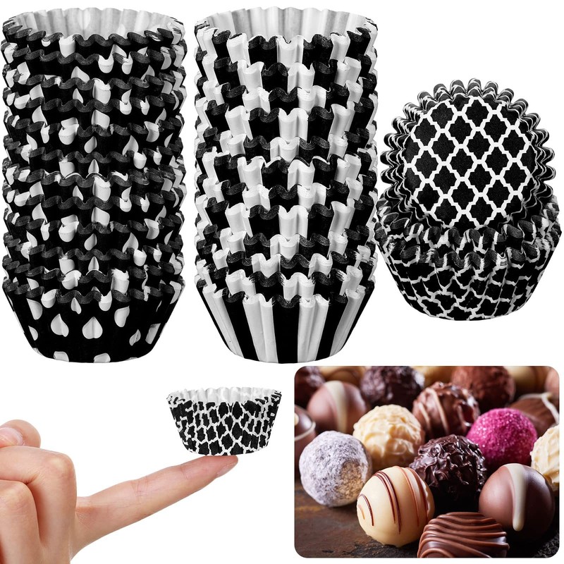600 PCS Black White Candy Cup Mini Paper Cupcake Liner 1.4 Inch Baking