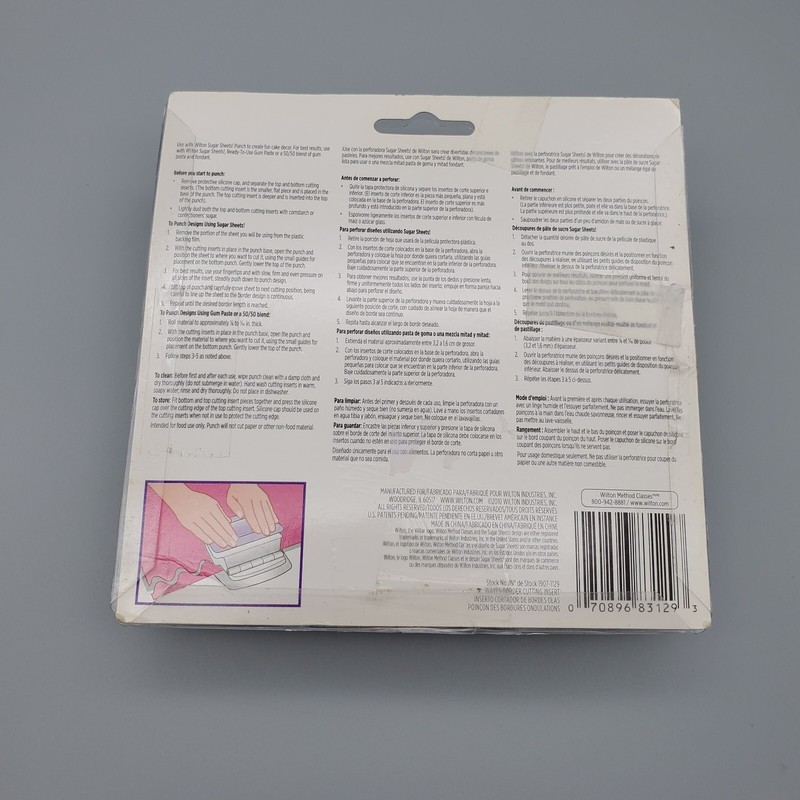 Wilton Waves Border Cutting Insert Sugar Sheets Decorating Supplies NIP Baking gallery