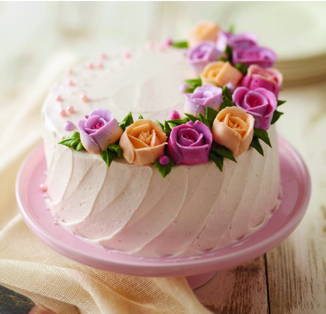 Wilton, 55-Piece Cake Supply Master Decorating Tip Set gallery