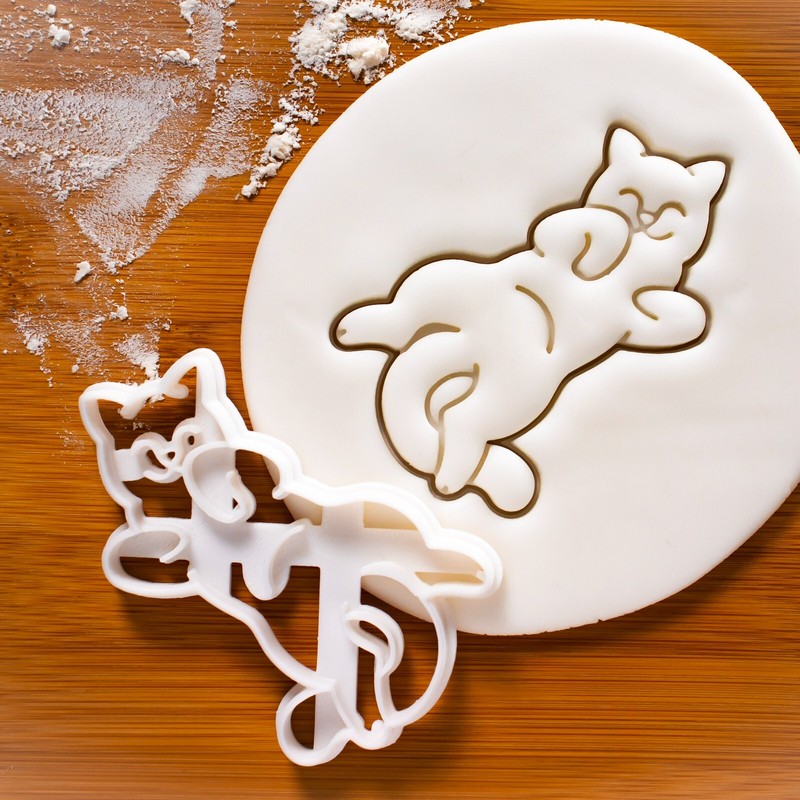 Kitty Roll Cookie Cutter – cat treats kitten meow feline adoption rescue gift