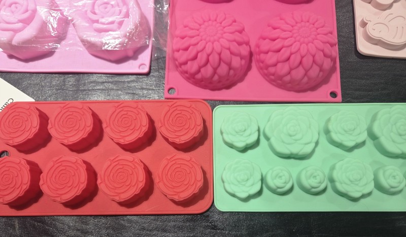 5 Flower, Candy, Ice Cube, Cookie, Cupcake, Silicone Molds gallery