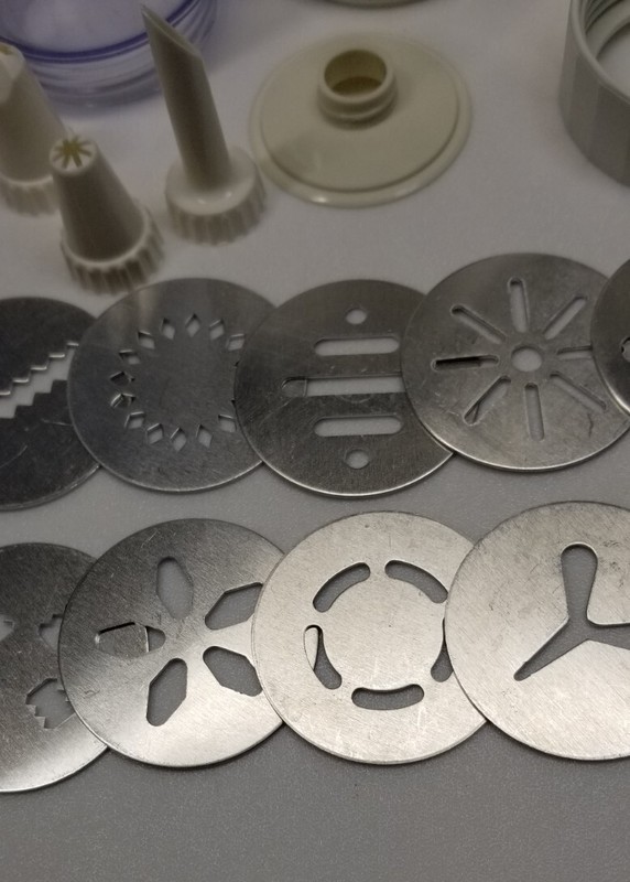 Perfect Cookie Press Shooter Kit 12 Disk Designs 4 Decorating gallery