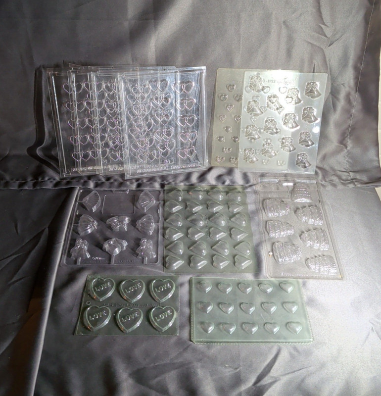 (11) Plastic Candy Molds by Wilton and other makers -heart/love themed!