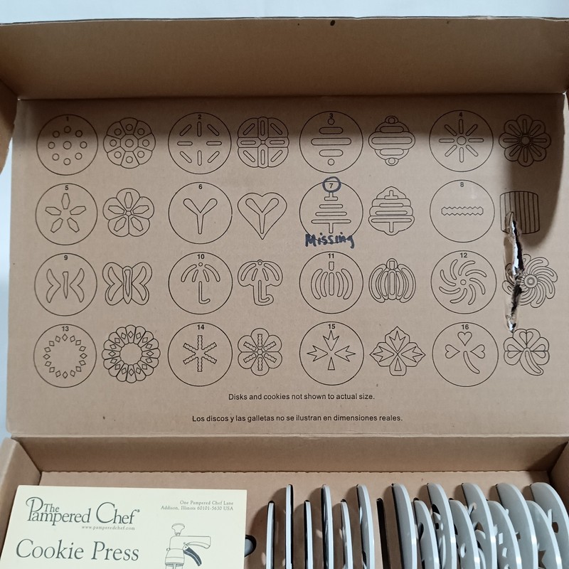 Pampered Chef Cookie Press 1525 With 15 Discs Original Box Baking White Retired gallery