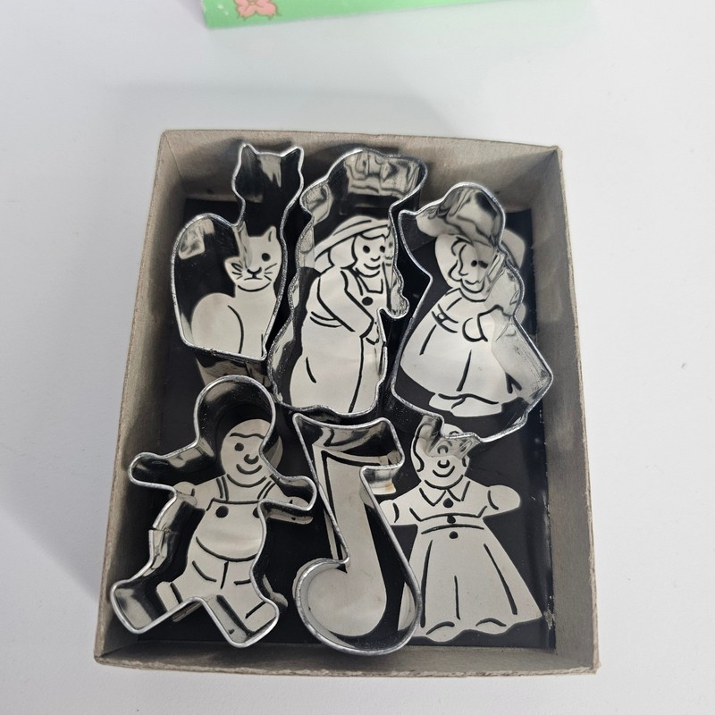 Vintage Mini Metal Cookie Cutters Dutch Boy Girl Music Note Cat Gingerbread Man gallery
