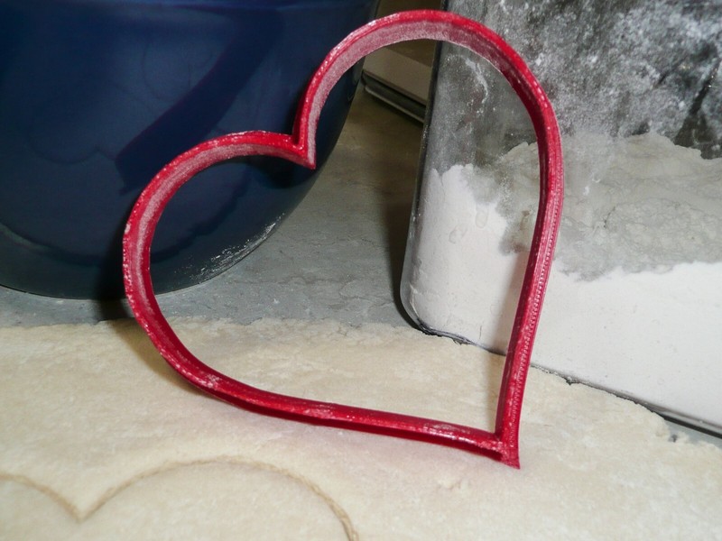 LOVE BITES VALENTINES DAY HEART PLAQUE FRAME SHARK MAMMAL COOKIE CUTTER PR1211 gallery