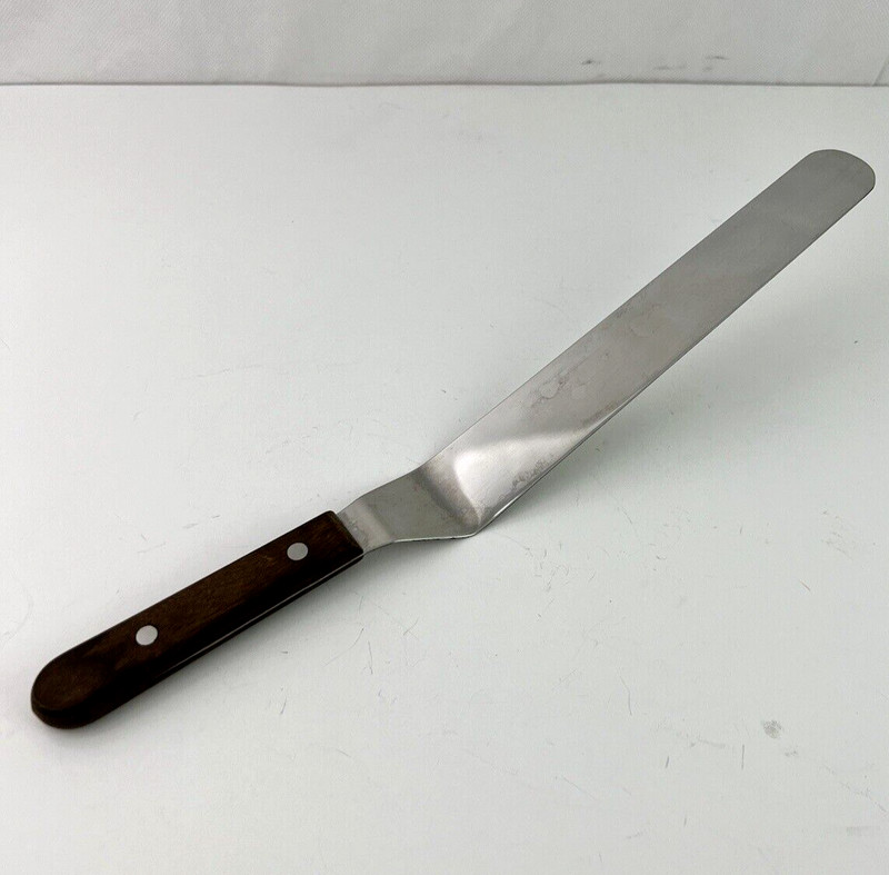 Stainless Steel Icing Cake Spreader with Wooden Handle