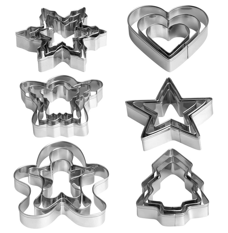Christmas Cookie Cutter Set - 18 Piece Gingerbread Man, Snowflake, Tree, Hear...