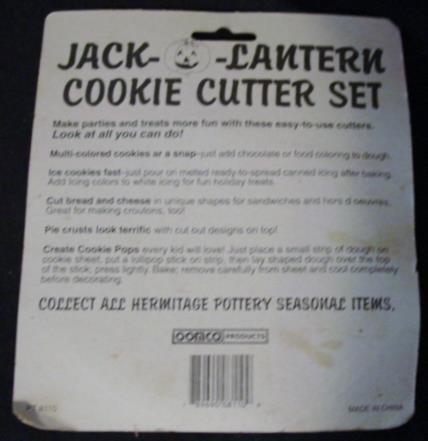(4) Hermitage Pottery HALLOWEEN Plastic COOKIE CUTTERS - PUMPKINS Jack-O-Lantern gallery