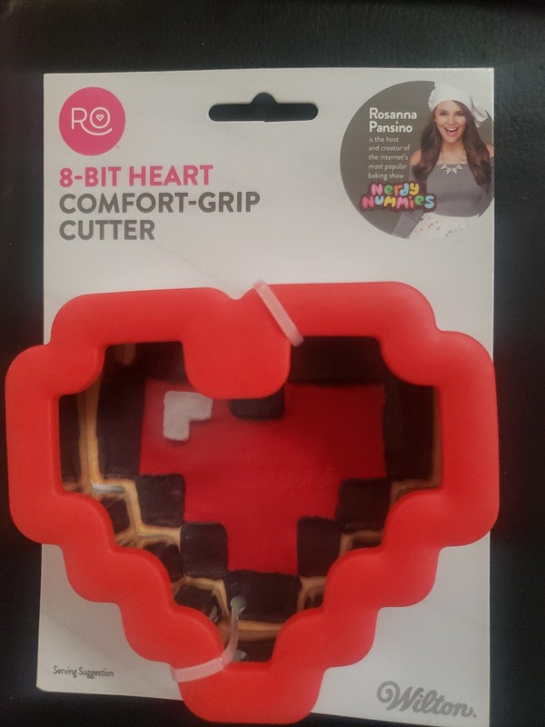 cookie cutter,heart shaped.New.By Wilton/Rosanna Pansino.’8 bit heart’