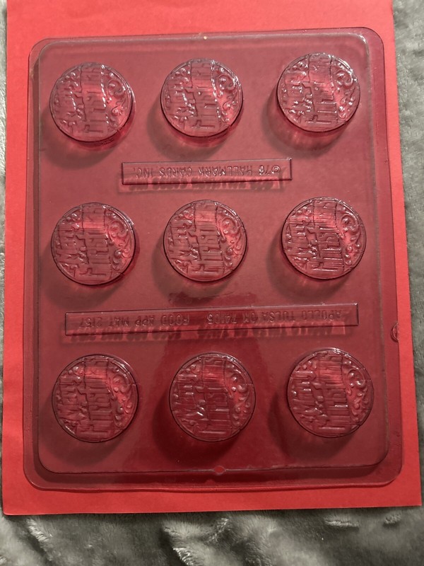 Lot Of 100 Candy Molds