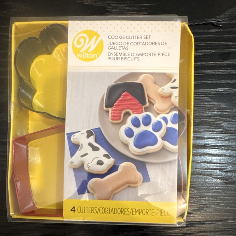 Wilton Metal Cookie Cutter Set 4-Pack Dog Bone Paw House Shapes Multicolor