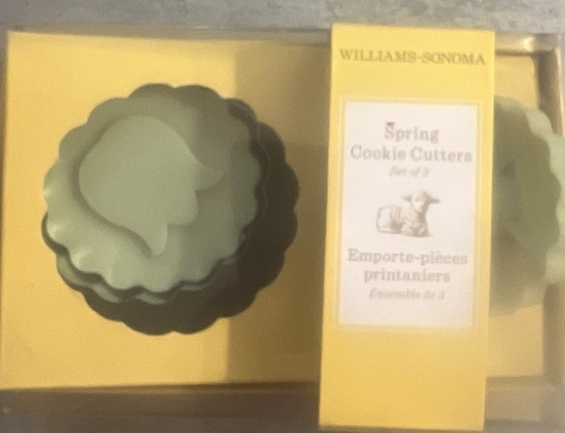 Williams Sonoma Spring Impression Cookie Cutters -Bee,Butterfly Tulip/flower gallery