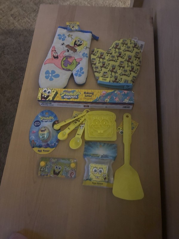 SpongeBob SquarePants Baking Liner Roll – Non Stick – Brand New Unopened