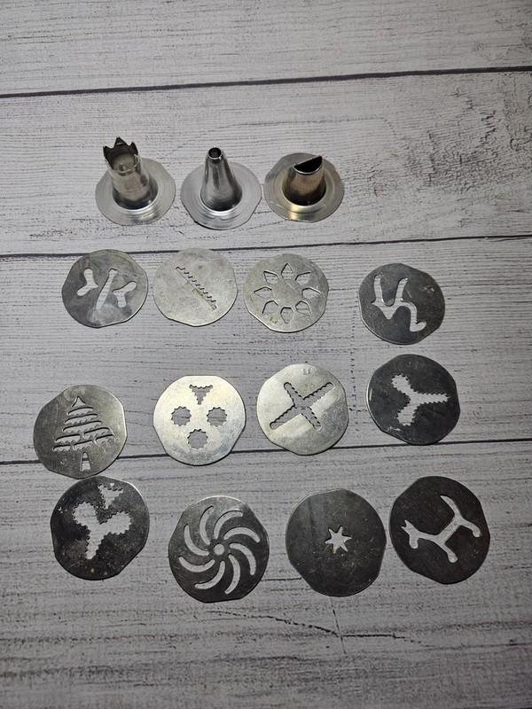 1960's Mirro Copper Aluminum Dial Crank Cookie Press w/ Discs & Tips-COMPLETE gallery
