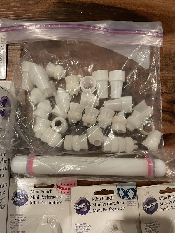 Wilton Cake Decorating Lot Gum Paste Cut Out Set Punches Fondant Punch And Mire gallery