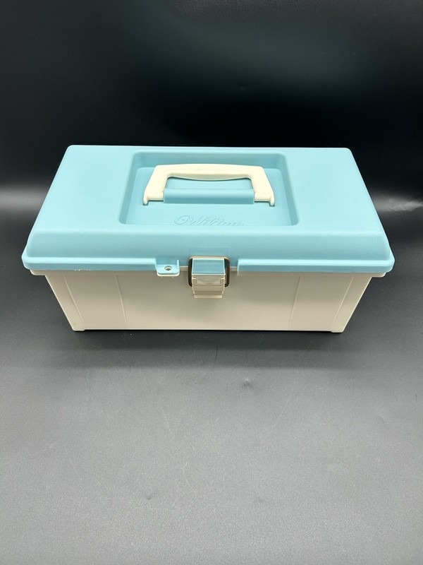 Wilton Cake Decorating Tool Caddy vintage Robin Egg, Blue Beautiful Condition