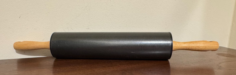 Vintage Black Non-Stick Rolling Pin Wood Handles 17.5″ Retro Pastry Roller