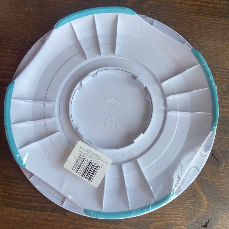 Wilton Trim 'n Turn Plus Cake Turntable Non Slip Base 307-303 Cake Decor NIP NEW gallery