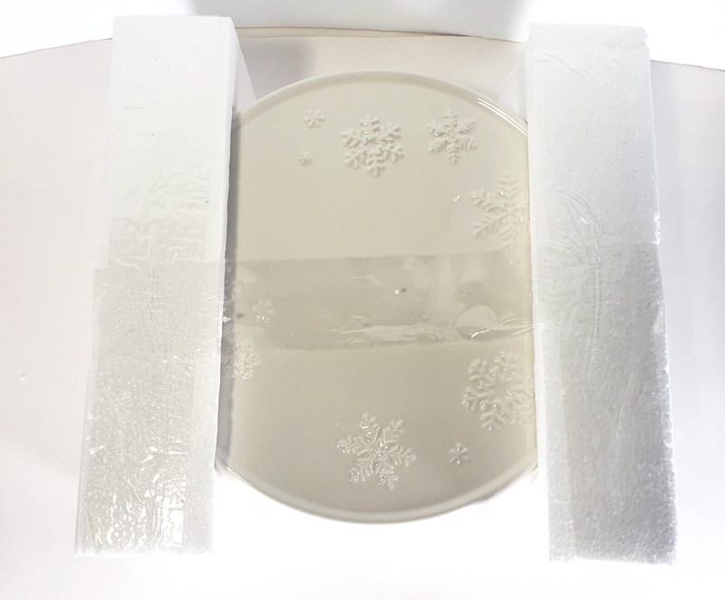 Hallmark Cake Dish Cookie Dessert Stand Winter White Raised Snowflakes 10" NEW gallery