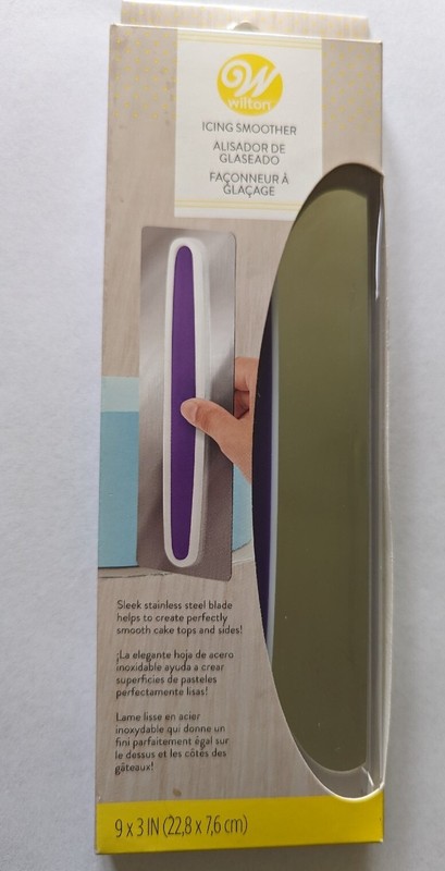 Wilton Cake Icing Smoother Stainless Steel Blade Cake Decorating Tool 9″ x 3″