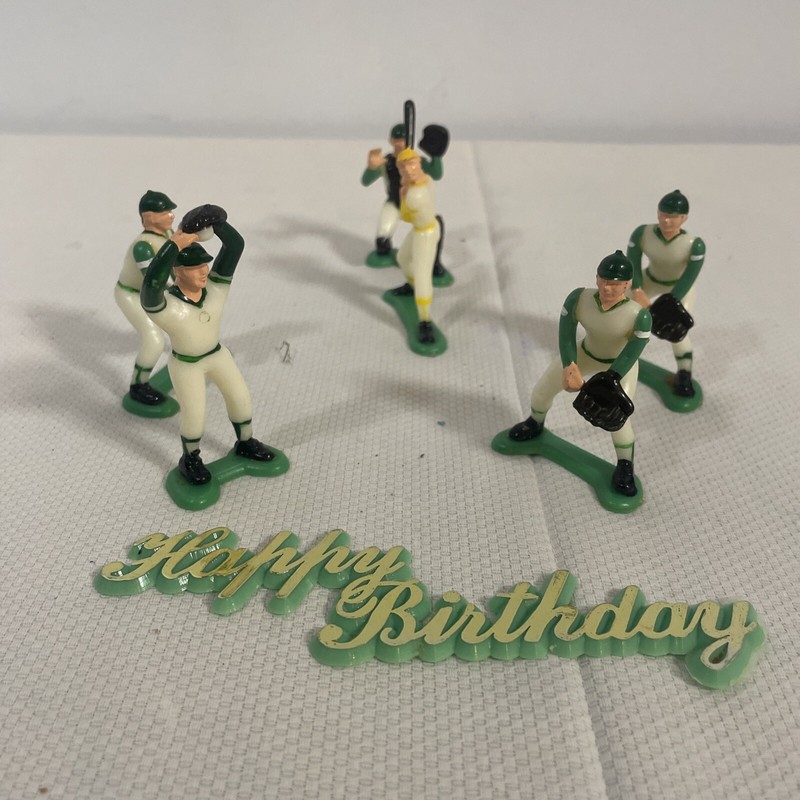 VTG 1981 WILTON baseball team players cake topper 6 figures