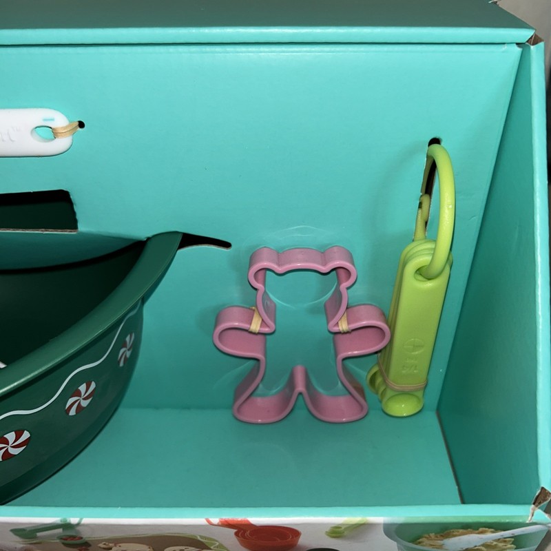 Pillowfort Learn To Make Cookies Set (24) Pieces Ages 6+ Kids Bakeware Set Cute gallery