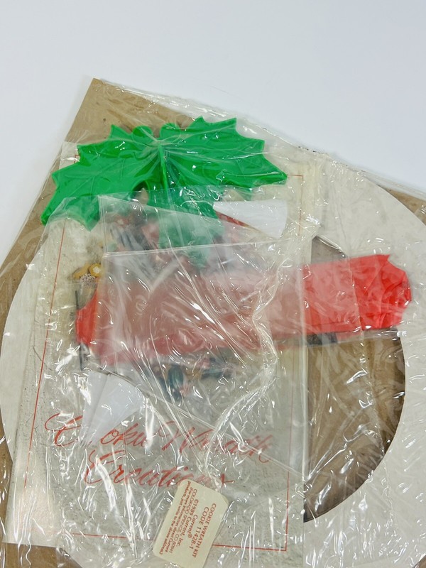 Duff Goldman Cake Wires & Charms with Current Cookie Wreath Kit NOS gallery