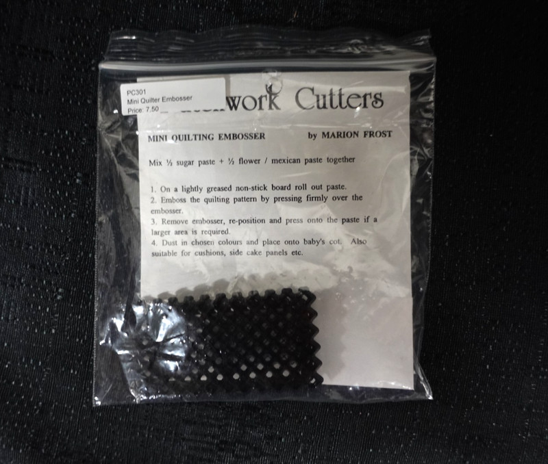 Patchwork Cutters / mini QUILTING embosser / Marion Frost / NEW