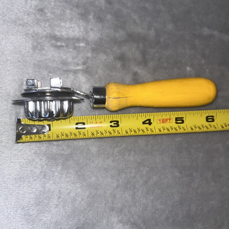 Pastry Cutter Crimper Cutter gallery