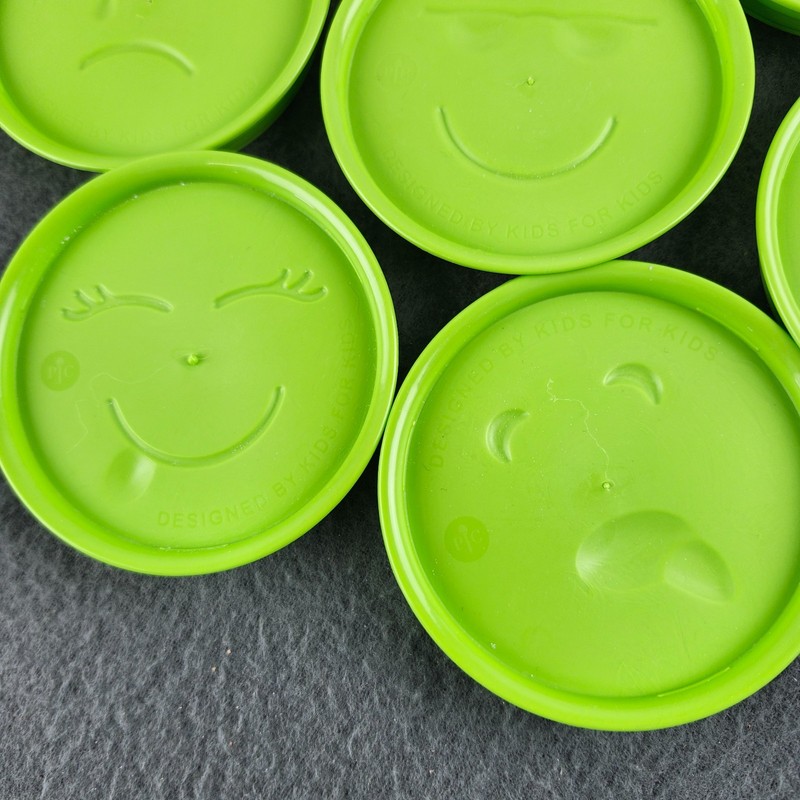 Pampered Chef Set of 7 Green Round 3.5" Emoji Cookie Cutters #1443 Kids gallery