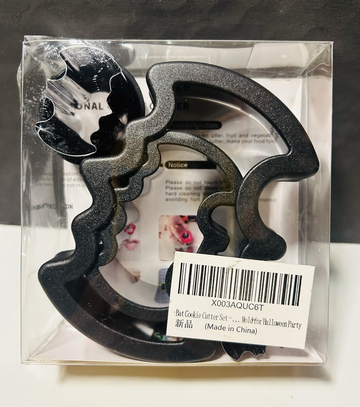 Halloween Bat Shape Cookie Cutter Set Of 4 Assorted Sizes-Batman-Fast Free Ship