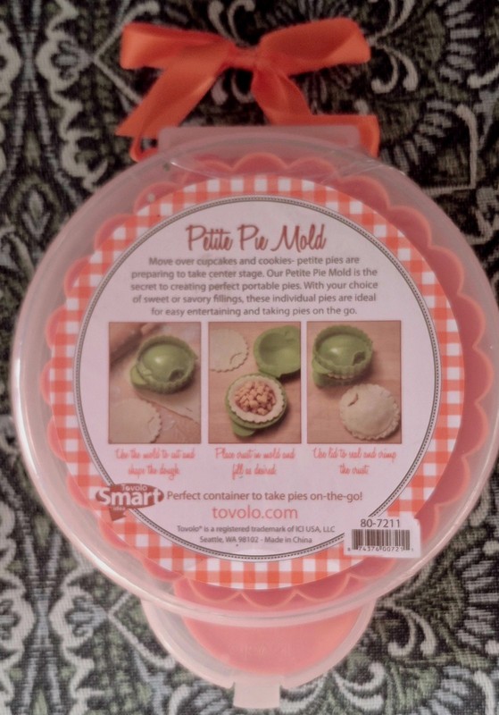 Petite Pie Mold Pumkin Jack-o-Lanntern Halloween Design New Sealed w/ Recipes gallery